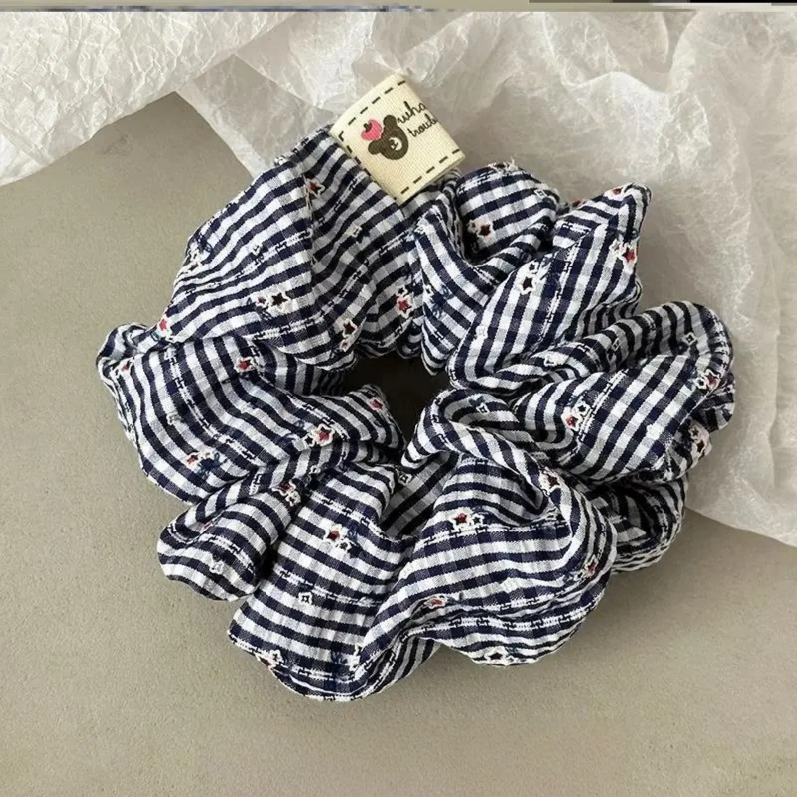 Literary Small Flower Ponytail - Tie Bar Clip incelemesi ve fiyatı